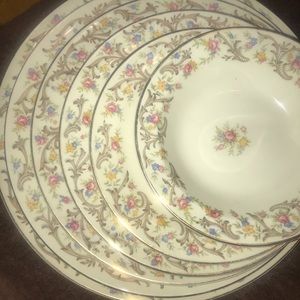 Taylor Smith vintage dish set